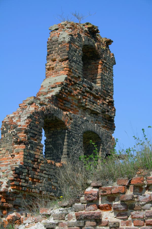 Ruined wall