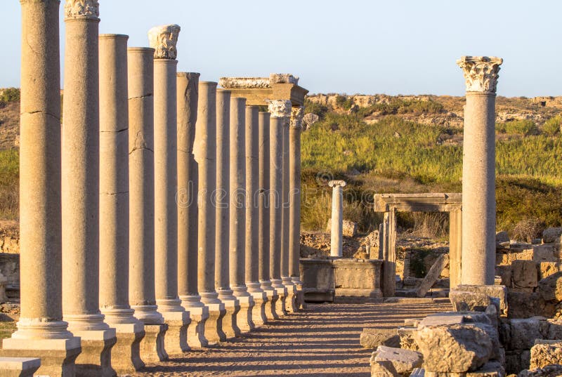 Ruines chez Perge, Turquie photo libre de droits Ruines chez Perge, Turquie photo libre de droits