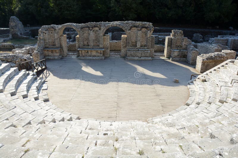 Ruines de Butrint antique en parc national de Butrint images stock