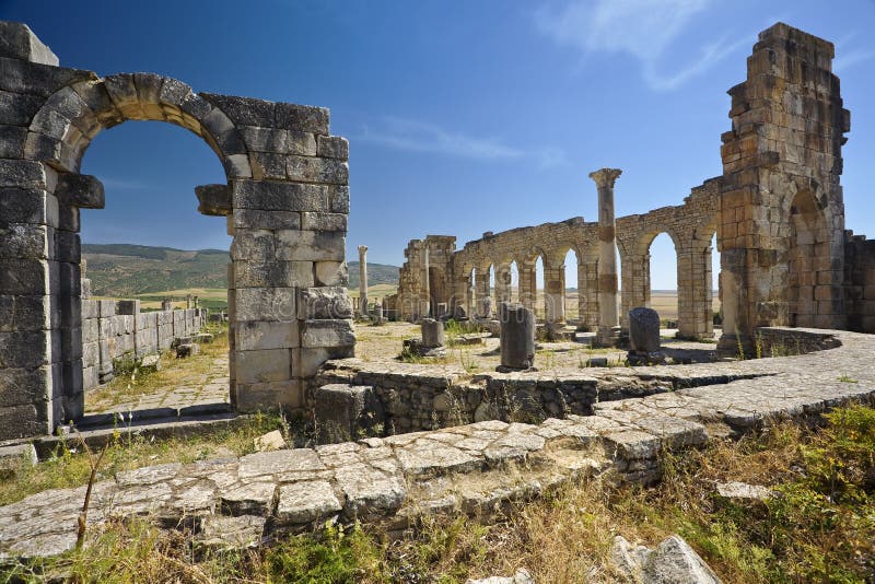 Carsulae Arc Ruins in the Mist Stock Image - Image of roman, romans: 805777