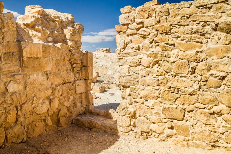 Ruiny antyczny Nabataean miasteczko Shivta zdjęcia stock Ruiny antyczny Nabataean miasteczko Shivta zdjęcia stock