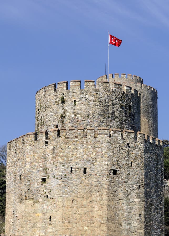 Anatolian castle (Anadolu Hisari) in Istanbul.Historically known as Guzelce  Hisar (meaning Proper Castle) is a fortress located in Anatolian (Asian) s  Stock Photo - Alamy