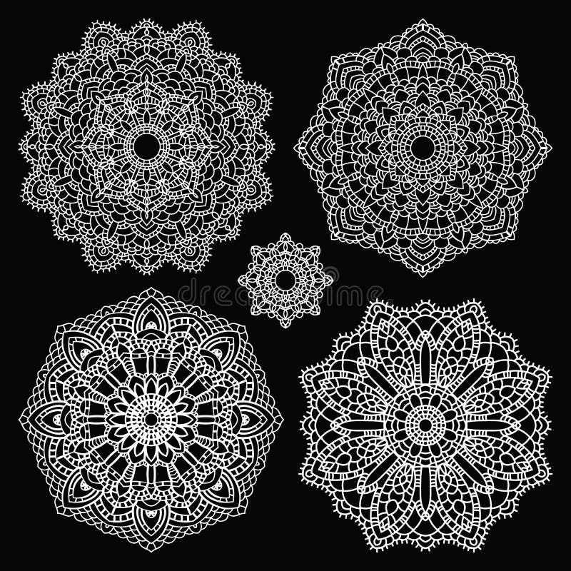 Rundan snör åt modelluppsättningen mandala stock illustrationer