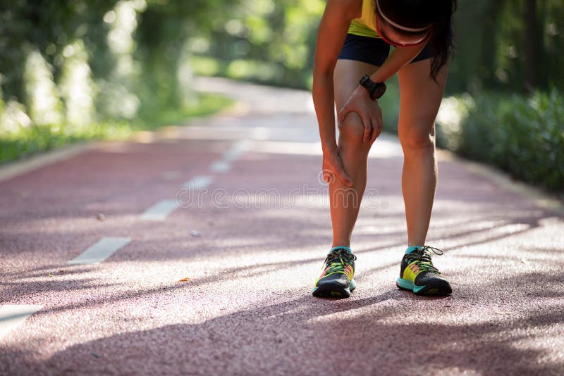 runner suffering with pain on sports running knee injury royalty free stock images runner suffering with pain on sports running knee injury royalty free stock images