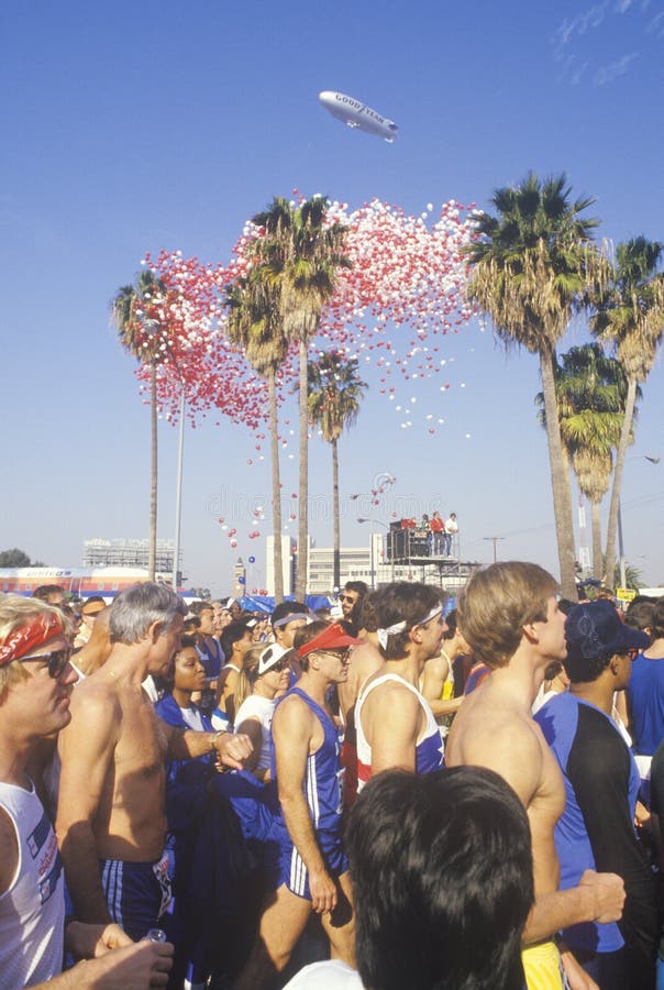Runners at Start of Los Angeles Marathon Editorial Photo Image of
