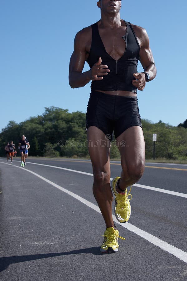 Masculino correr último pierna en se encuentra en nosotros.