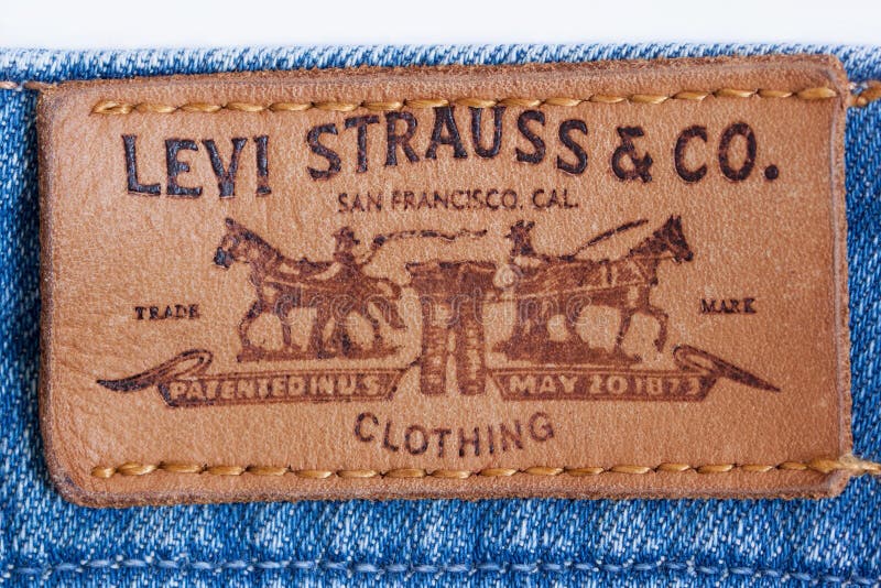 Alboroto expedido Comerciante Russia, Izhevsk - May 17, 2018: the Famous Label - Two Horses Tearing Jeans.  Levis Jeans Editorial Stock Photo - Image of clothing, back: 136687428