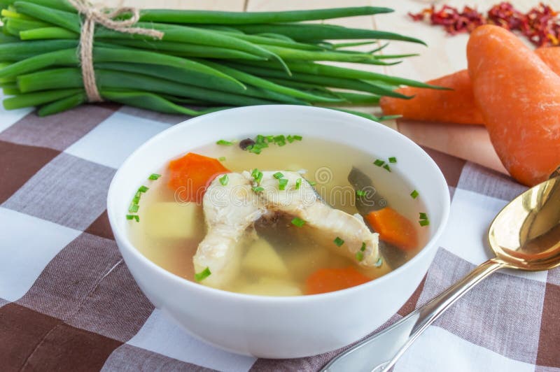 Russische Nationale Traditionelle Fischsuppe Stockfoto - Bild von ...