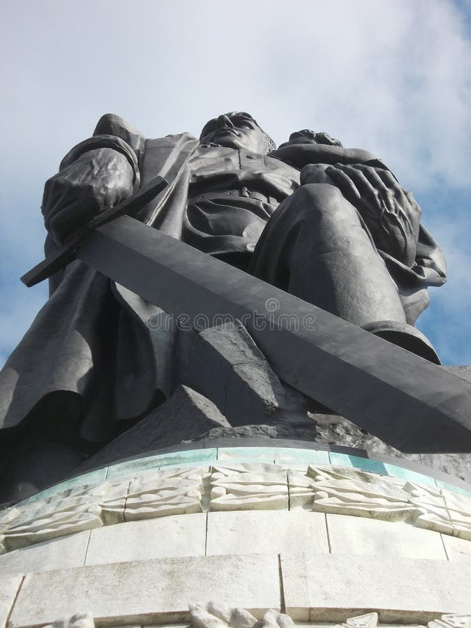 Russisches Krieg-Denkmal in Berlin