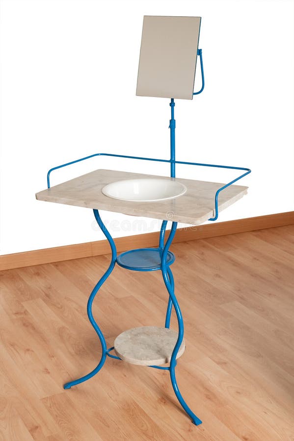 Rustikales Waschbecken Mit Spiegel Stockbild - Bild von gebrauch