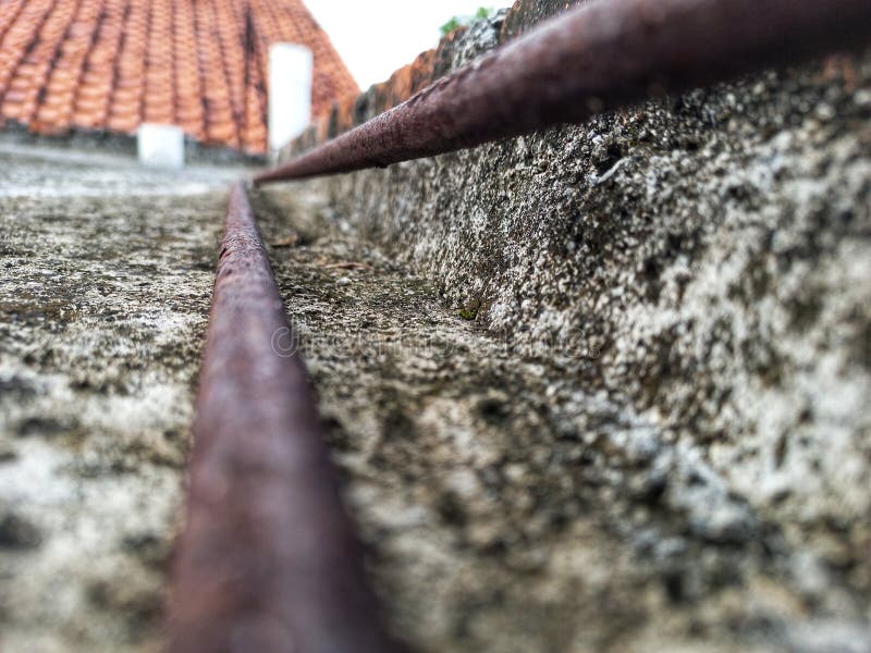 Rusty iron in construction projects. Rusty iron will decrease in quality. Decrease image stock images, royalty-free photos and pictures