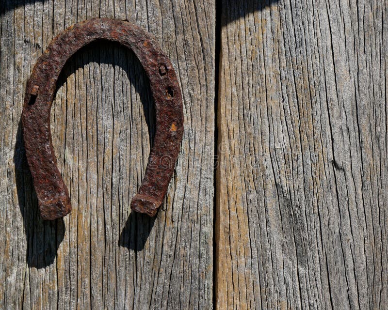 Easy DIY Horseshoe Projects - Cowboy Magic - Cowboy Magic