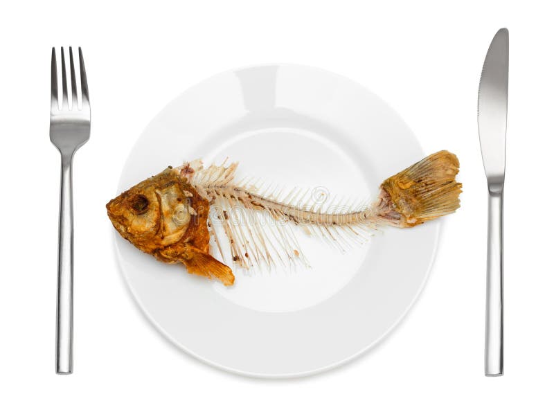 Rybi kościec na talerzu