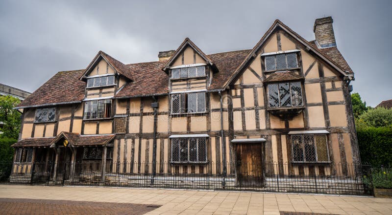 This historical landmark in Stratford-upon-Avon in England United Kingdom, is where Shakespeare was born. It is a beautiful half-timbered building built in the 16th century. This historical landmark in Stratford-upon-Avon in England United Kingdom, is where Shakespeare was born. It is a beautiful half-timbered building built in the 16th century.