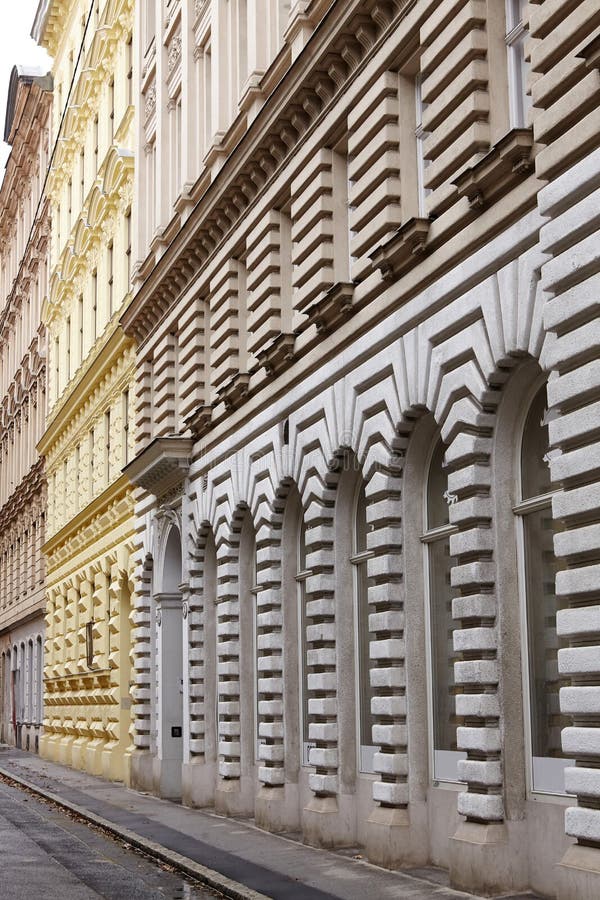 Rythme dans l'architecture du bâtiment Photographie abstraite du bâtiment de façade image stock Rythme dans l'architecture du bâtiment Photographie abstraite du bâtiment de façade image stock