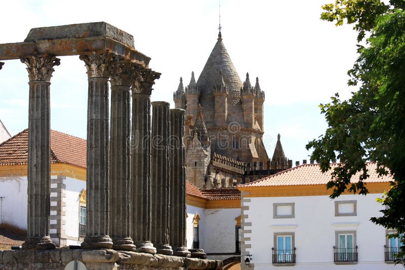 Rzymska Evora katedralna świątynia Portugal