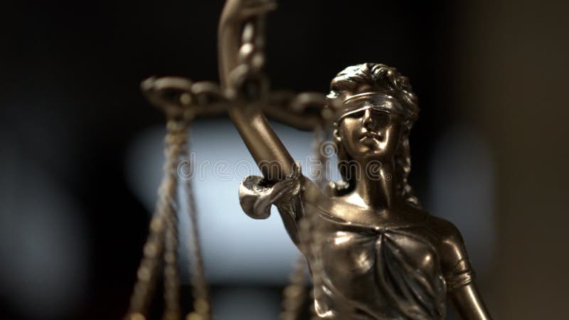 Rättsskipningens staty Justitiemöjligheter: den romerske gudaten för rättvisan