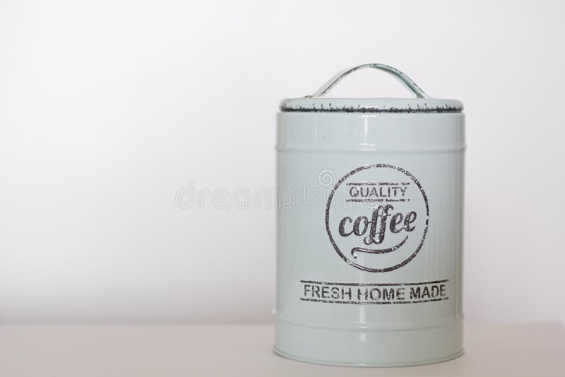 Récipient d'entreposage bleu de café de vintage image stock Récipient d'entreposage bleu de café de vintage image stock
