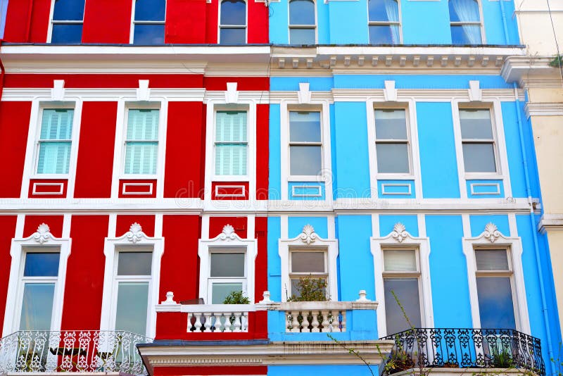 Région de Notting Hill dans l vieille porte de mur de l'Angleterre photographie stock libre de droits