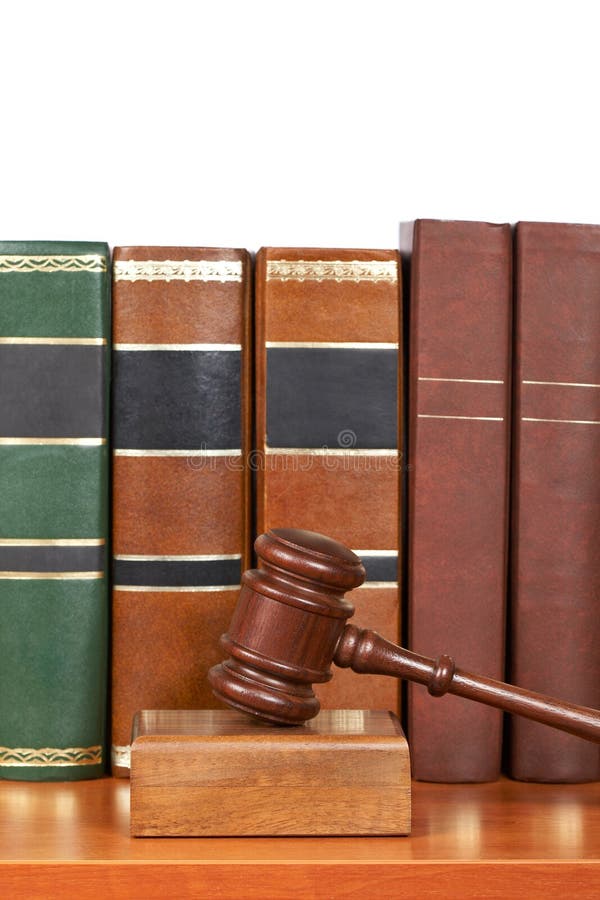 Réserve en bois de loi de marteau vieil image libre de droits