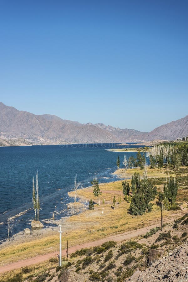 Réservoir de Potrerillos à Mendoza, Argentine images stock