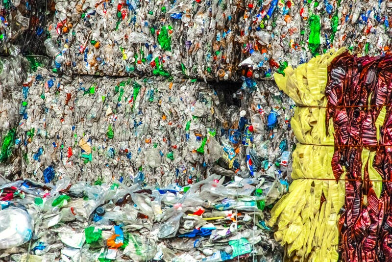 Réutilisation en plastique photos libres de droits Réutilisation en plastique photos libres de droits