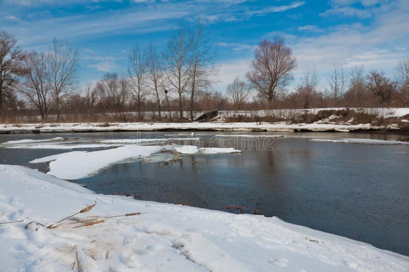 Río de invierno imagenes de archivo