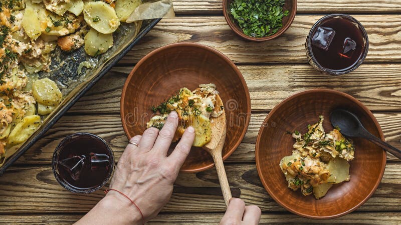 Rústico, francés, moderno, casa de campo, almuerzo escolar, ideas para el almuerzo, sándwiches, alrededor, foto de stock fotos de archivo libres de regalías Rústico, francés, moderno, casa de campo, almuerzo escolar, ideas para el almuerzo, sándwiches, alrededor, foto de stock fotos de archivo libres de regalías