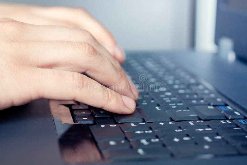 ręki klawiatura zdjęcia stock ręki klawiatura zdjęcia stock