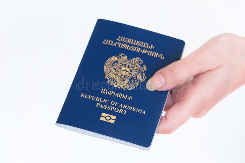 Ręki mienia republika Armenia paszport obrazy stock Ręki mienia republika Armenia paszport obrazy stock