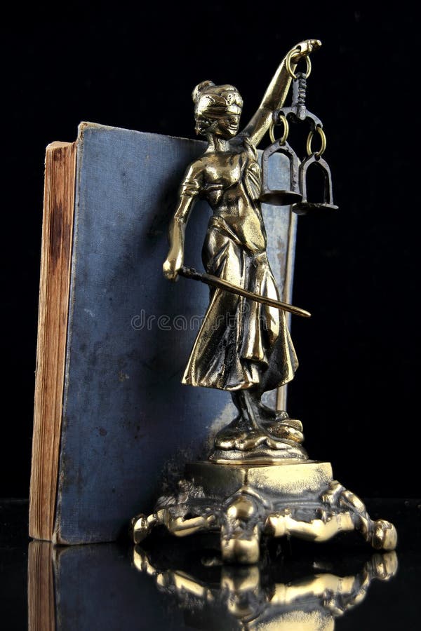 Justicia Lady Y Libro Viejo. Fondo Del Abogado Foto de archivo - Imagen de  magnificado, abogado: 37709062