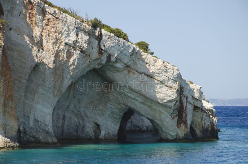 S?awne b??kit jamy w Zakynthos wyspie, Grecja fotografia royalty free S?awne b??kit jamy w Zakynthos wyspie, Grecja fotografia royalty free