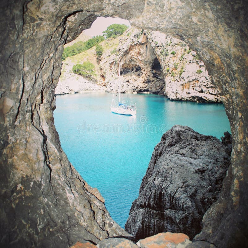 Sa Calobra, Mallorca foto de archivo. Imagen de ocultado - 117024668