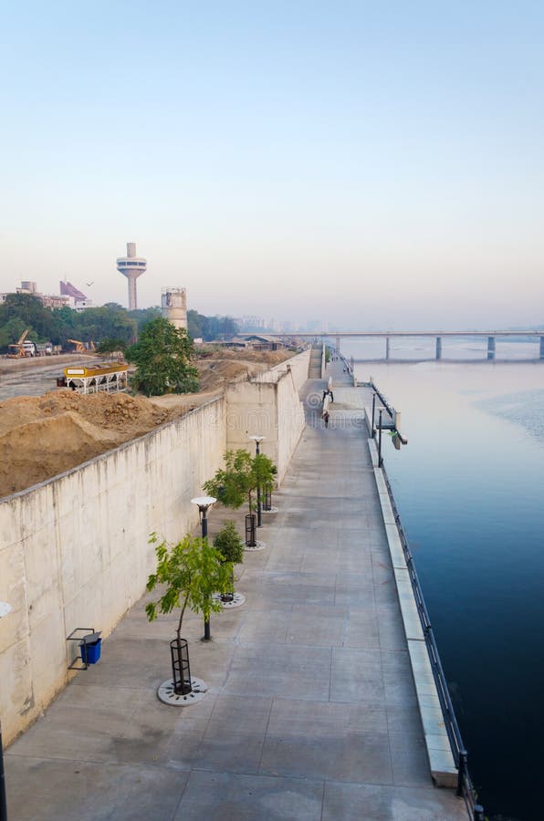 Sabarmati Riverfront in Ahmedabad Stock Photo - Image of management