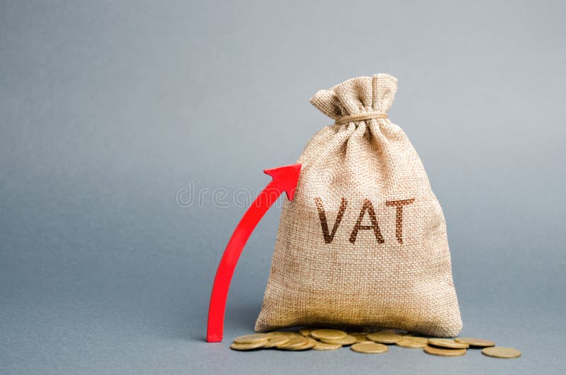 Sac et rouge d'argent vers le haut de flèche Le concept d'augmenter l'impôt de TVA Charge fiscale sur des clients des affaires Re image libre de droits Sac et rouge d'argent vers le haut de flèche Le concept d'augmenter l'impôt de TVA Charge fiscale sur des clients des affaires Re image libre de droits