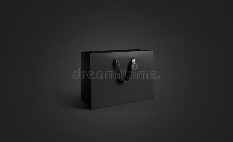 Saco de papel preto vazio com o modelo de seda do punho, isolado