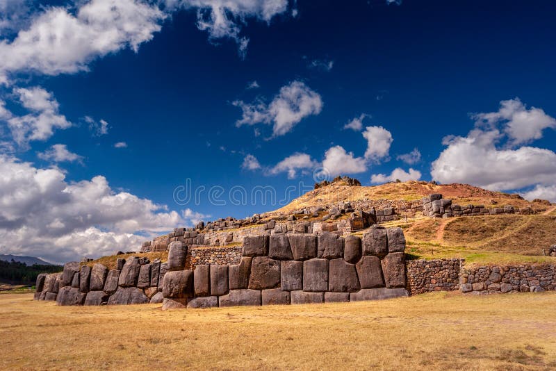 Sacsayhuaman ruiny w Cusco, Peru Monumentalny kompleks kamienni budynki robić Incas