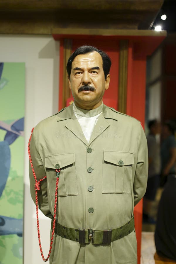 Photo Gallery Saddam Husseins Courtroom Drama  DER SPIEGEL