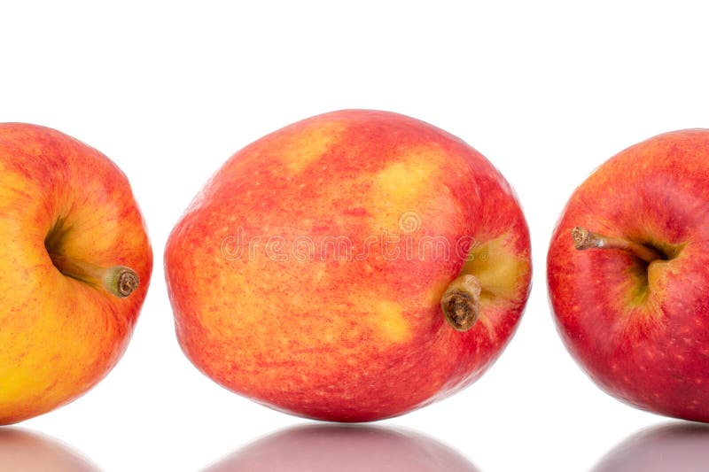 Saftige, süße Äpfel, makro isoliert auf weißem Hintergrund oben oder schwarz Hintergrund. stockfotografie