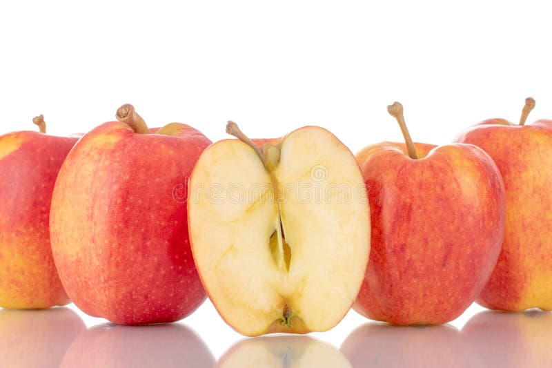 Saftige, süße Äpfel, makro isoliert auf weißem Hintergrund oben oder schwarz Hintergrund. stockbild