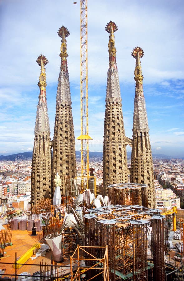 La Sagrada Familia Construction