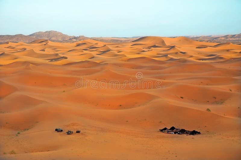 Sahara-Wüste lizenzfreie stockfotografie Sahara-Wüste lizenzfreie stockfotografie