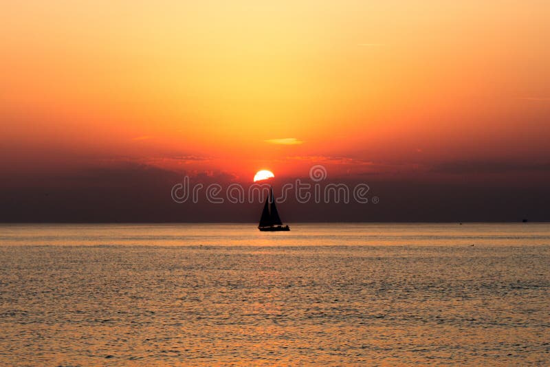 Sailing boot sunset royalty free stock photos Sailing boot sunset royalty free stock photos