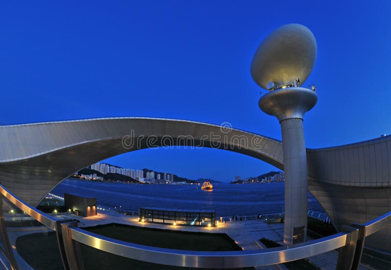 Sailing Light Tower editorial photography. Image of ship 43891402