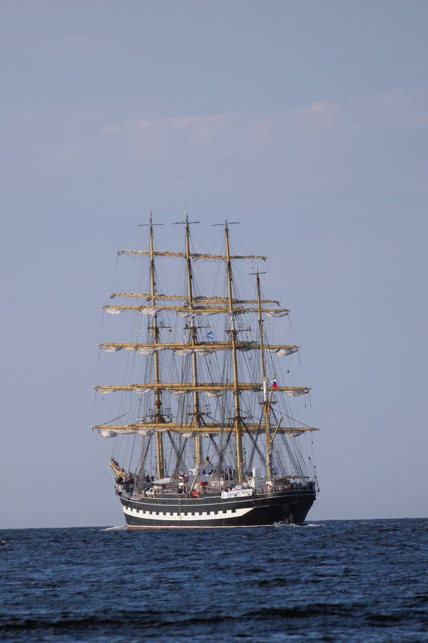 Sailing ships (worldwide parade)