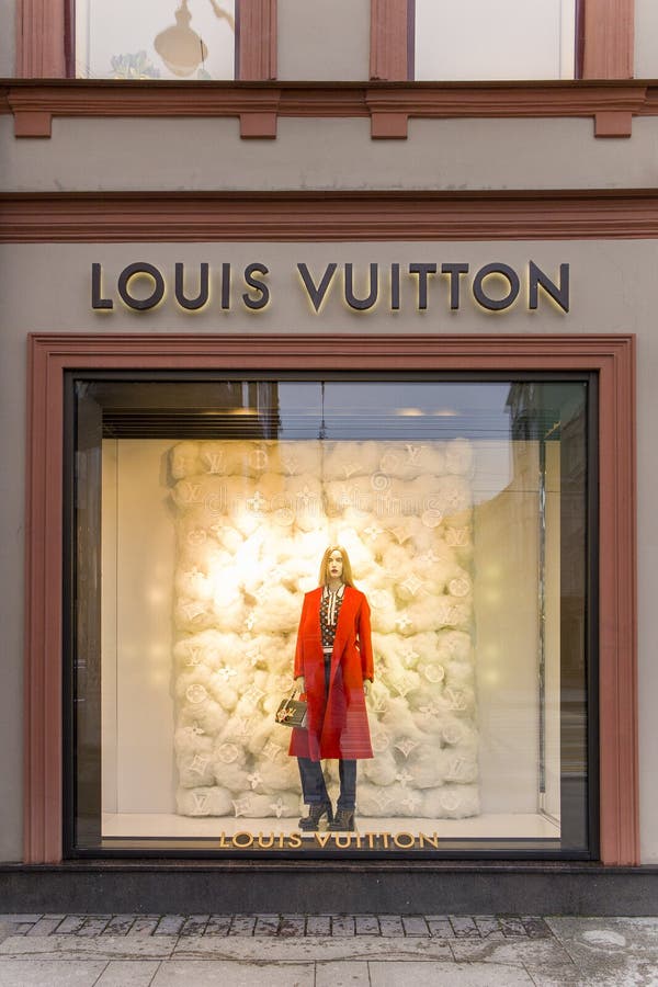 Show Window of Louis Vuitton Fashion Store, Decorated in Christmas Style  with Bright Editorial Photo - Image of boutique, facade: 202988691
