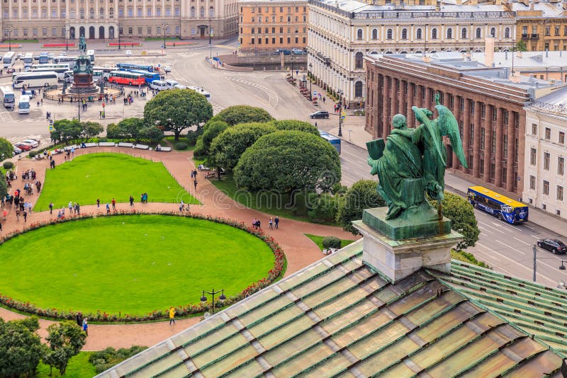 View from the roof onto St. Isaac`s Square in front of Saint Isaac`s Russian Orthodox Cathedral in Saint Petersburg, Russia royalty free stock photography View from the roof onto St. Isaac`s Square in front of Saint Isaac`s Russian Orthodox Cathedral in Saint Petersburg, Russia royalty free stock photography