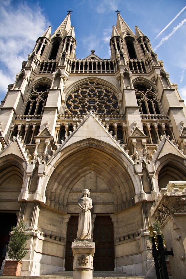 Saint Vincent de Paul church and statue