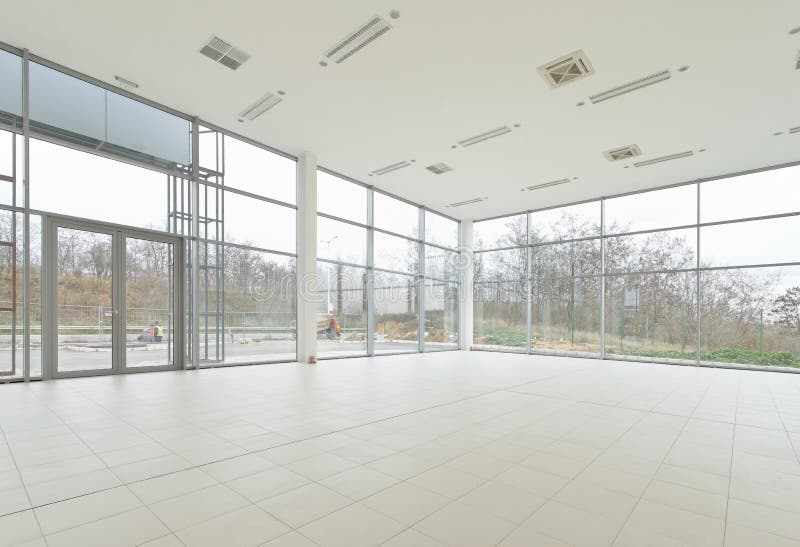 Sala d'esposizione vuota dell'ufficio fotografia stock libera da diritti Sala d'esposizione vuota dell'ufficio fotografia stock libera da diritti