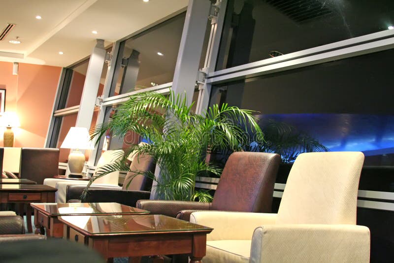 Sala de estar do aeroporto imagem de stock Sala de estar do aeroporto imagem de stock